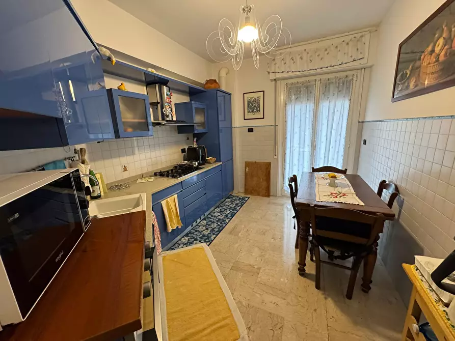 Immagine 10 di Quadrilocale in vendita  in Via Galileo Galilei 315 a San Remo