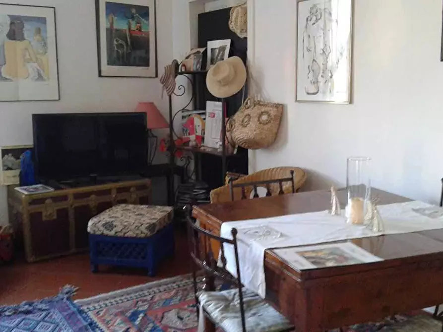 Immagine 7 di Trilocale in affitto  a Pietrasanta