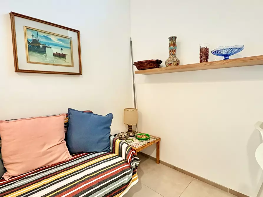 Immagine 19 di Monolocale in vendita  in Via Allavena a Riva Ligure