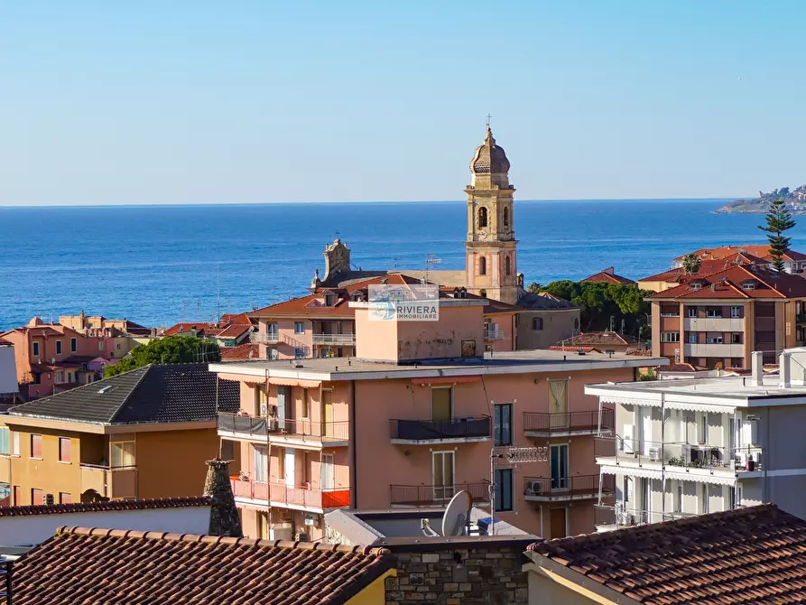 Immagine 3 di Bilocale in vendita  in Via Aurelia Ponente 102 Bis a Santo Stefano Al Mare