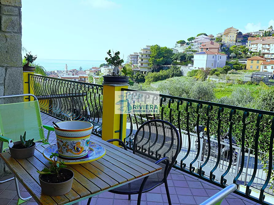 Immagine 8 di Villa in vendita  in Via Giulio Cesare 2 a Santo Stefano Al Mare