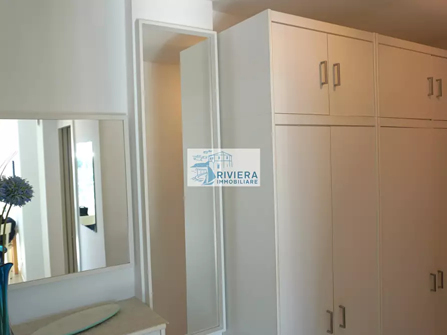 Immagine 12 di Bilocale in vendita  in Via Gianni Cozzi 1 a Santo Stefano Al Mare