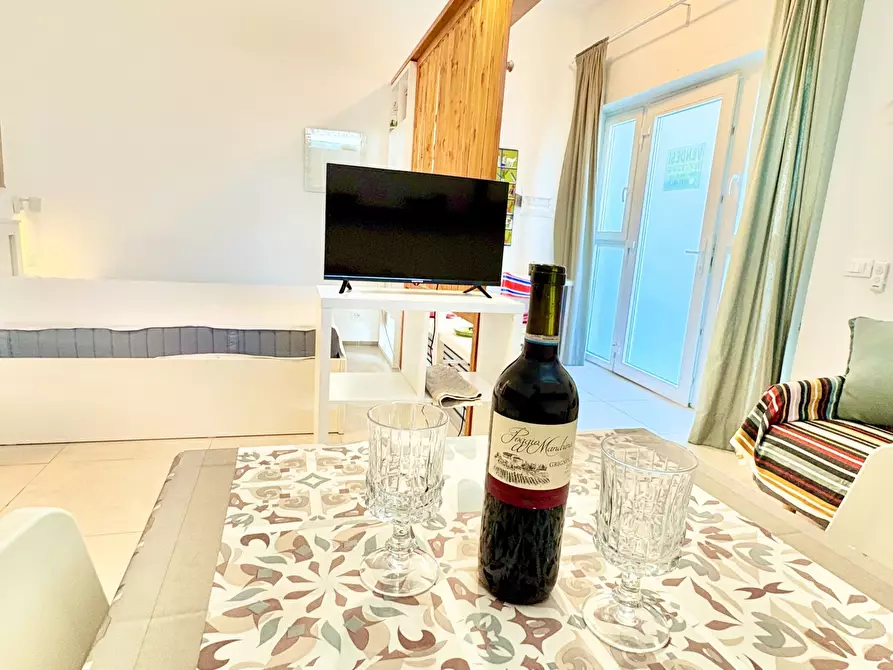 Immagine 10 di Monolocale in vendita  in Via Allavena a Riva Ligure