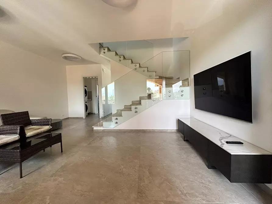 Immagine 2 di Loft/Open space in affitto  a Treglio