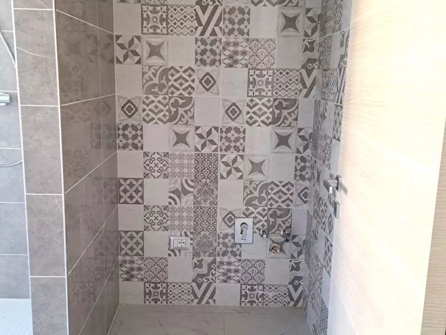 Immagine 15 di Pentalocale in vendita  in Via Martiri VI Ott. 17 a Lanciano