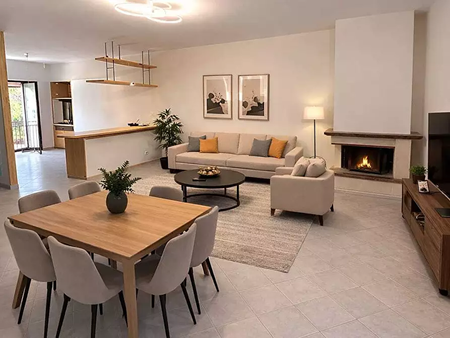 Immagine 15 di Pentalocale in vendita  in Via Giuseppe Spataro 7 a Lanciano