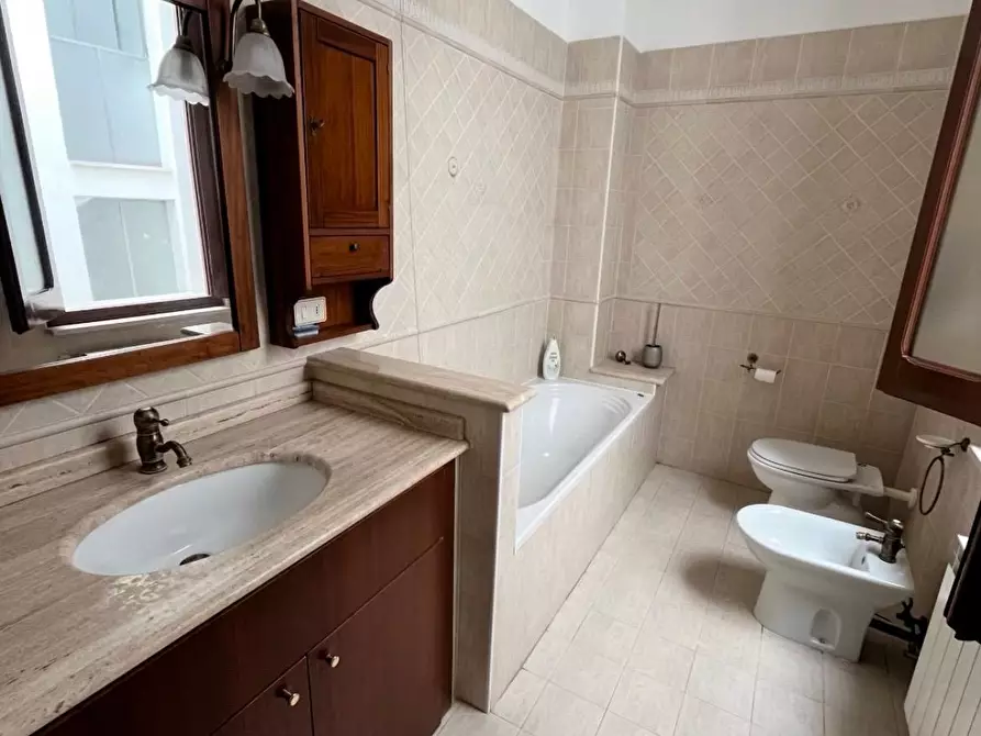 Immagine 22 di Casa indipendente in vendita  in VIA FINAMORE 23 a Lanciano