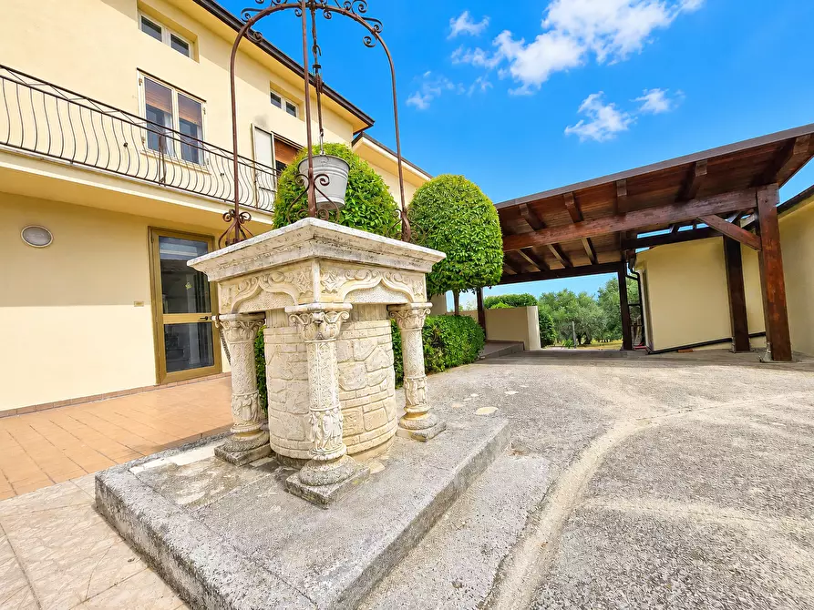Immagine 2 di Casa indipendente in vendita  in contrada follani 260 a Lanciano
