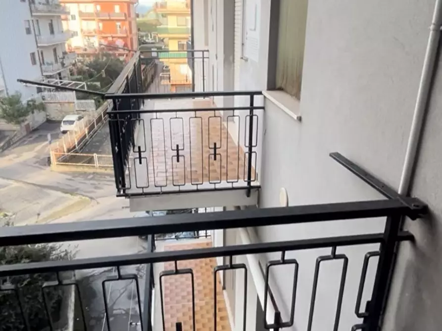 Immagine 15 di Pentalocale in vendita  in Via Martiri VI Ott. 90 a Lanciano