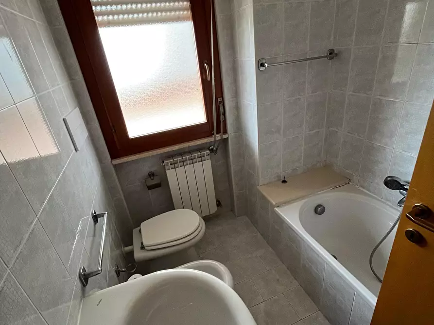 Immagine 23 di Pentalocale in vendita  in Via Cesare Fagiani 27 a Lanciano