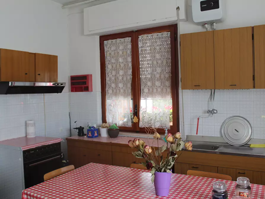 Immagine 4 di Quadrilocale in vendita  in Contrada San Iorio 28 a Lanciano