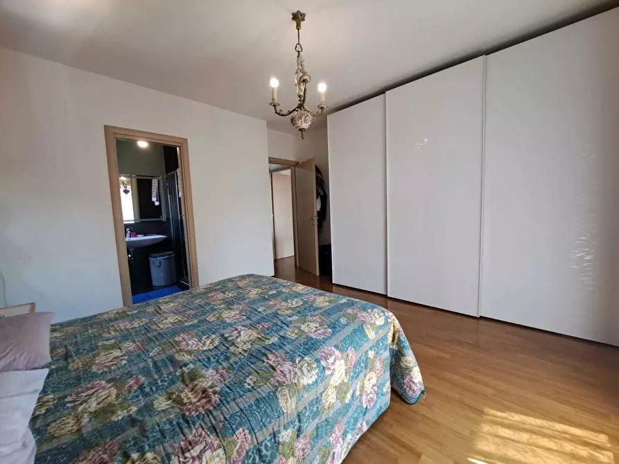 Immagine 50 di Villa in vendita  in villa andreoli a Lanciano