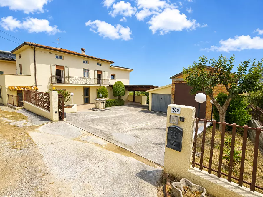 Immagine 38 di Casa indipendente in vendita  in contrada follani 260 a Lanciano