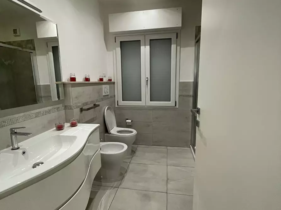 Immagine 13 di Trilocale in vendita  in Viale della Repubblica a Cecina