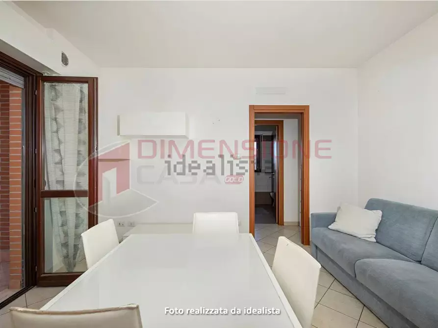 Immagine 3 di Bilocale in vendita  in Via Rocca di Cambio a Roma