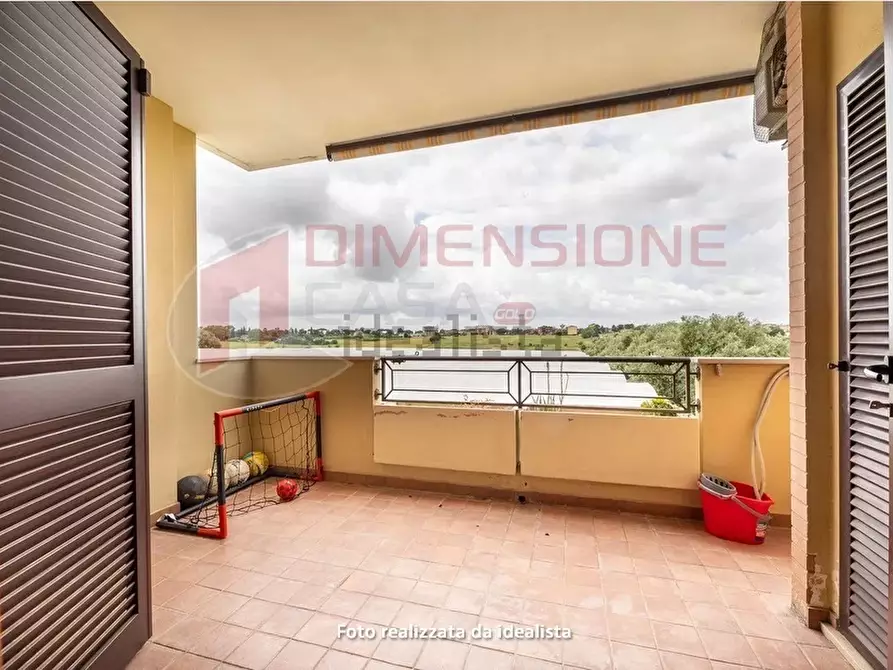 Immagine 19 di Bilocale in vendita  in Via Roccaspinalveti a Roma
