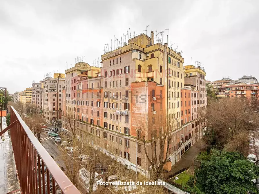 Immagine 24 di Attico in vendita  in Via di Donna Olimpia a Roma