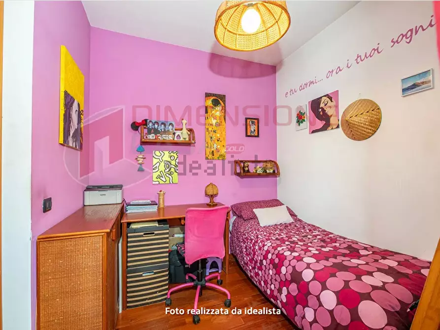 Immagine 14 di Quadrilocale in vendita  in Via delle due torri a Roma