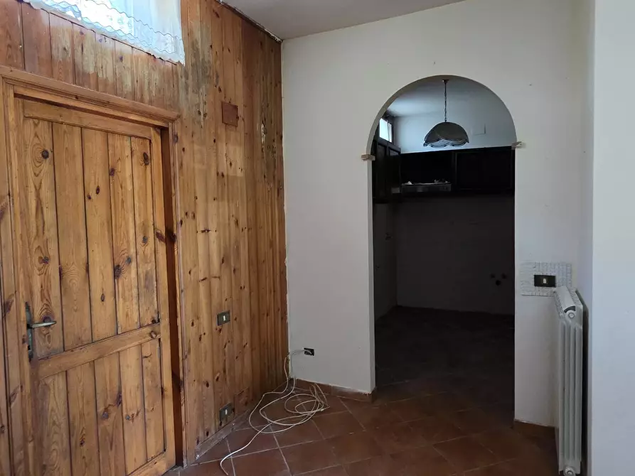 Immagine 29 di Palazzo in vendita  in Via Giovanni Pascoli 18 a Morlupo