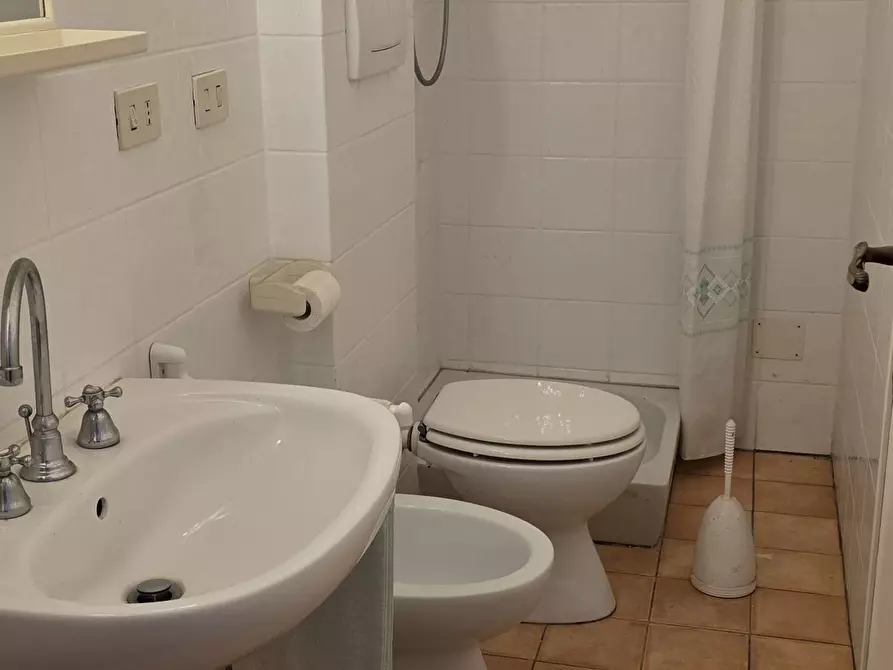 Immagine 48 di Villa in vendita  in Via Aldo Moro 11 a Castelnuovo Di Porto