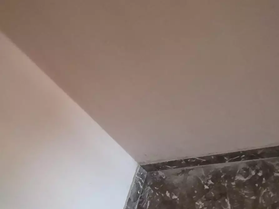 Immagine 39 di Palazzo in vendita  in Via Giovanni Pascoli 18 a Morlupo