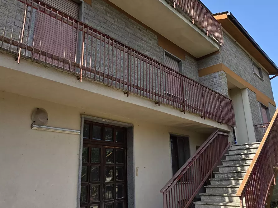 Immagine 60 di Palazzo in vendita  in Via Giovanni Pascoli 18 a Morlupo