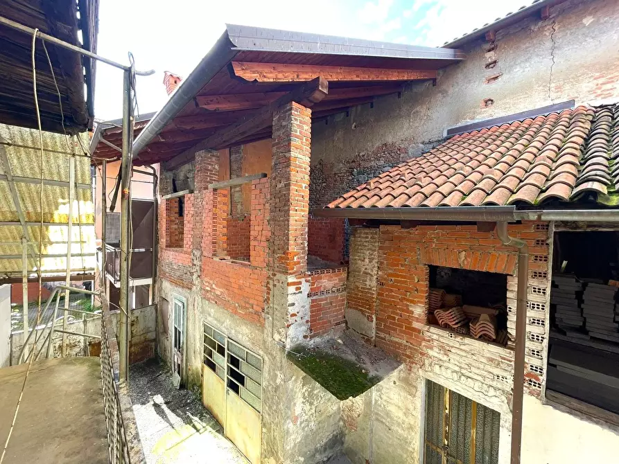 Immagine 35 di Terratetto in vendita  in Piazza Castello 30 a Ciriè