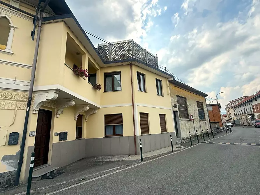 Immagine 11 di Pentalocale in vendita  in Via Taneschie 18 a Ciriè