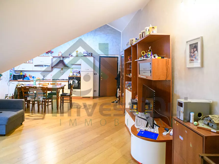 Immagine 9 di Mansarda in vendita  in Via Bianca Gerardi 4 a Ciriè