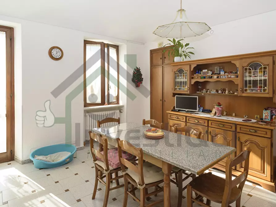 Immagine 13 di Quadrilocale in vendita  in Strada delle Rivette 3 a Nole