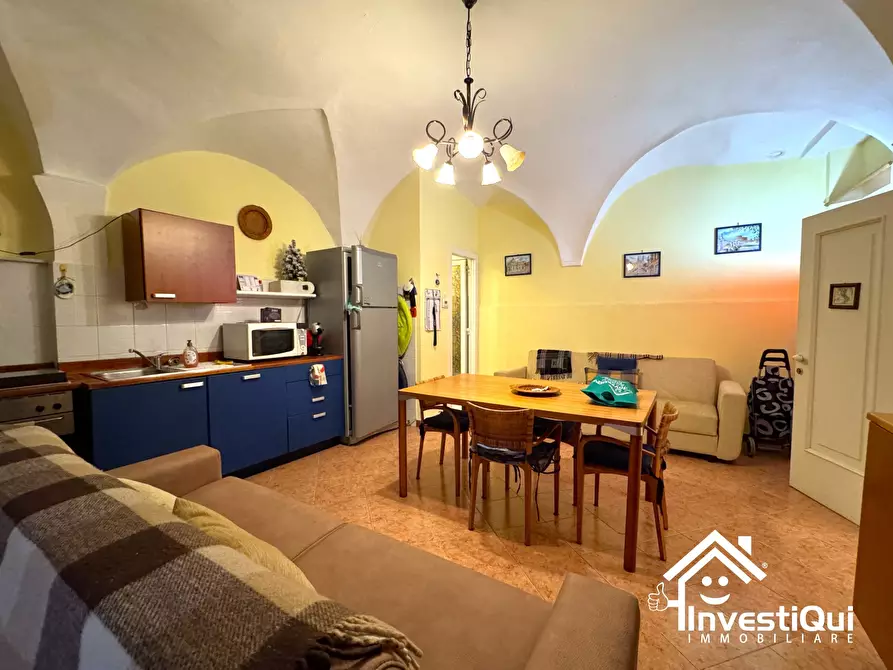 Immagine 7 di Bilocale in vendita  in Via Giobatta Chiappe 34 a Pietra Ligure