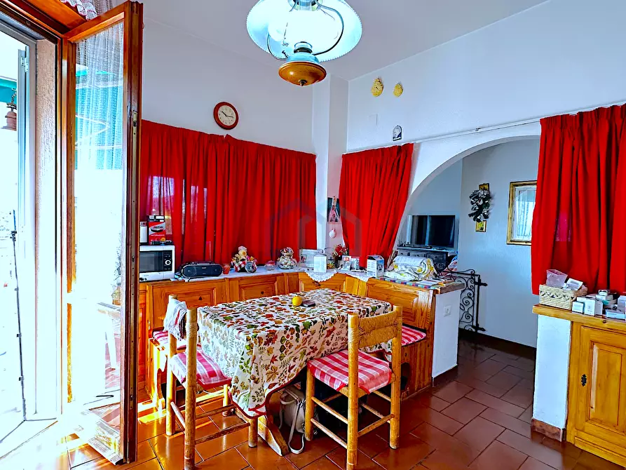 Immagine 10 di Appartamento in vendita  in Via Fratelli Grondona 18 a Savona