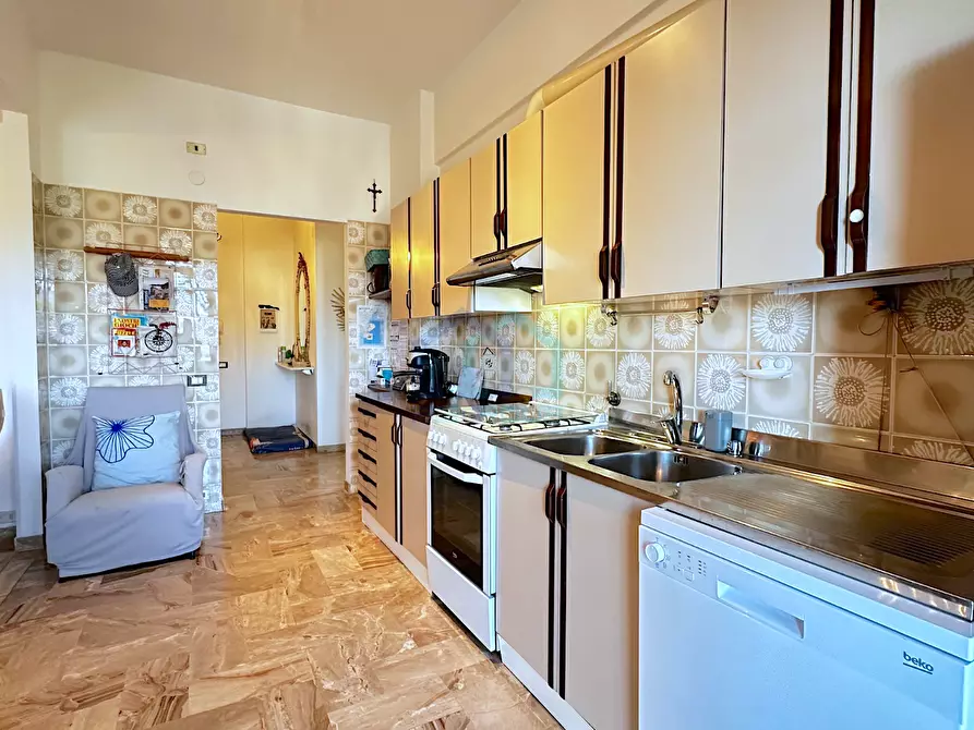 Immagine 7 di Appartamento in vendita  in VIA FONTANASSA 21 a Savona