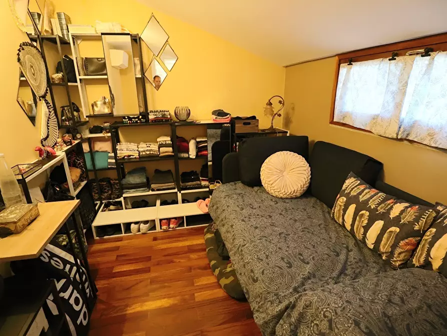 Immagine 25 di Villa in vendita  in Via di Marco Simone 80 a Guidonia Montecelio