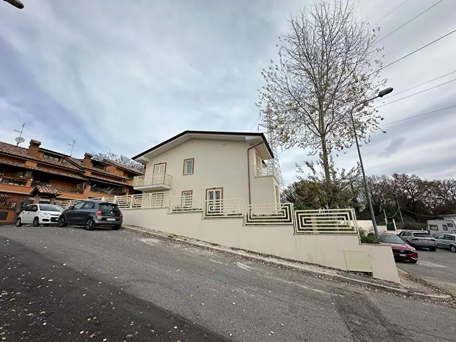Immagine 44 di Casa bifamiliare in vendita  in Via Giacomo Leopardi a Fonte Nuova