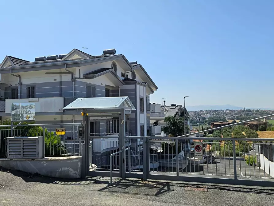 Immagine 1 di Trilocale in vendita  in Via Appennini 55 a Fonte Nuova