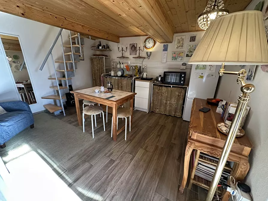 Immagine 2 di Casa indipendente in vendita  a Moconesi