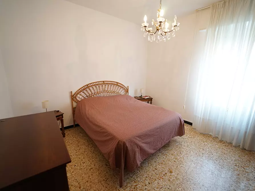 Immagine 10 di Quadrilocale in affitto  a Lavagna