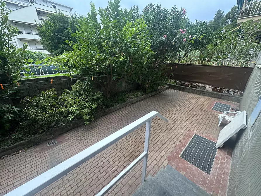 Immagine 13 di Bilocale in affitto  a Chiavari