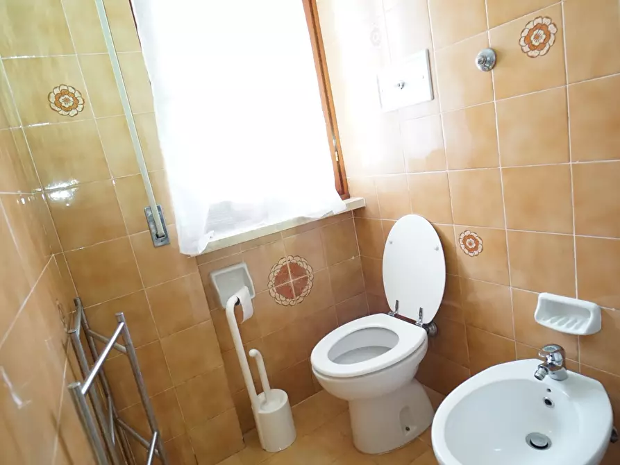 Immagine 9 di Bilocale in vendita  a Cogorno