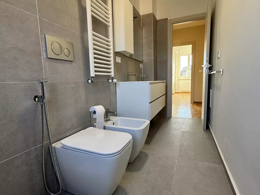 Immagine 19 di Trilocale in affitto  a Chiavari