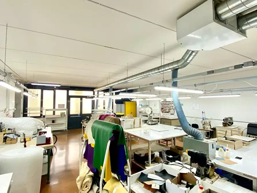 Immagine 7 di Capannone industriale in affitto  in Via Codignola a Scandicci