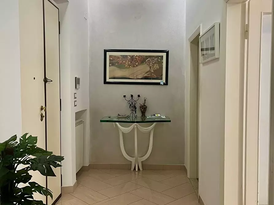 Immagine 14 di Appartamento in vendita  in Via Trento a Firenze