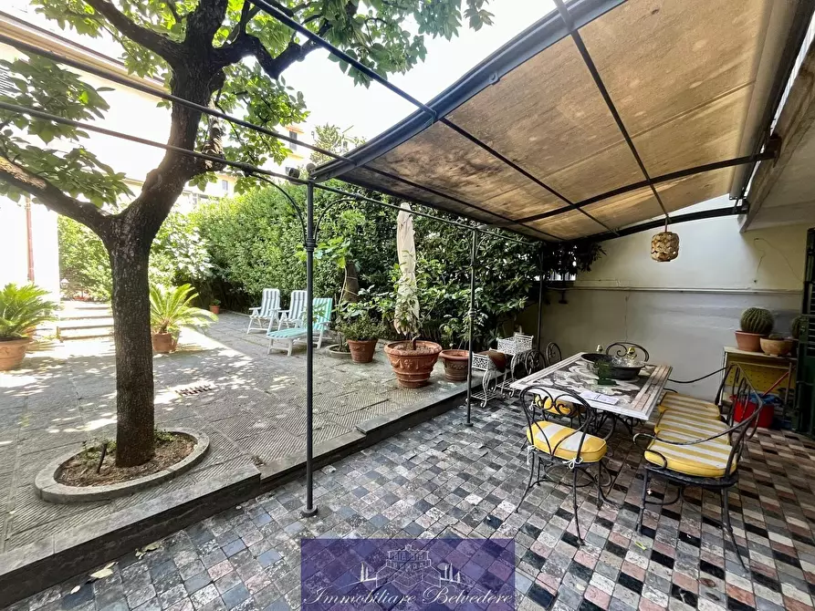 Immagine 2 di Villa in vendita  in Via XX Settembre a Firenze