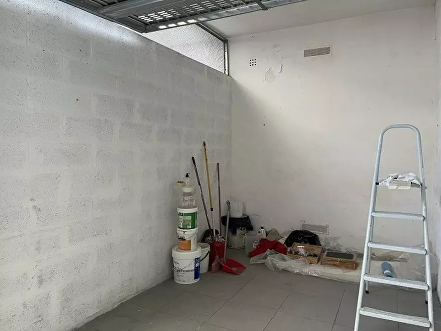 Immagine 12 di Magazzino in vendita  in Via di San Gervasio a Firenze