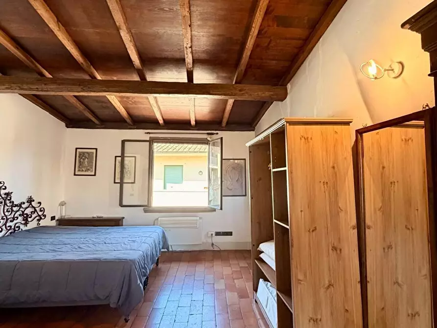 Immagine 10 di Trilocale in vendita  in Piazza della Passera a Firenze