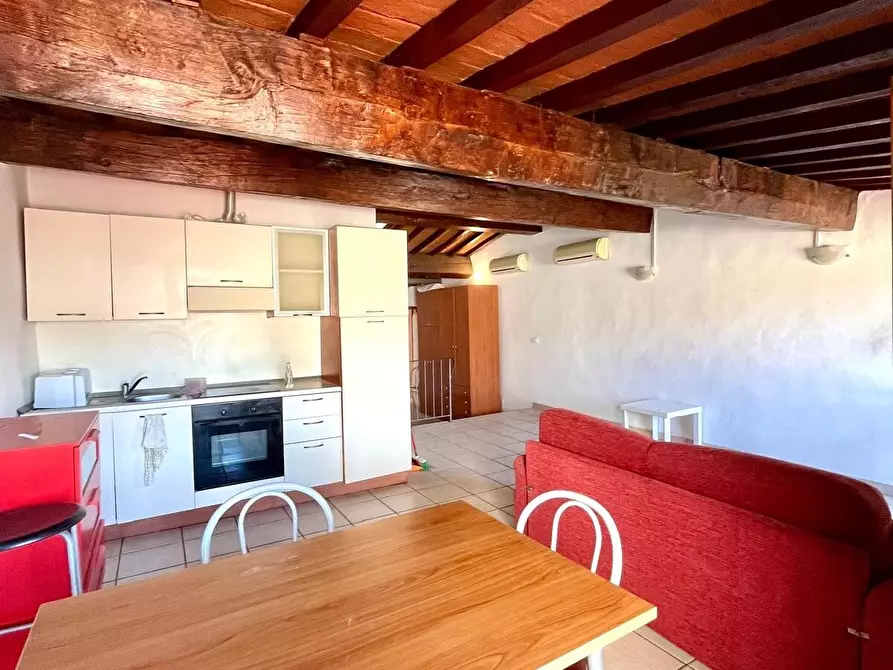 Immagine 8 di Bilocale in vendita  in Via Montebello a Firenze