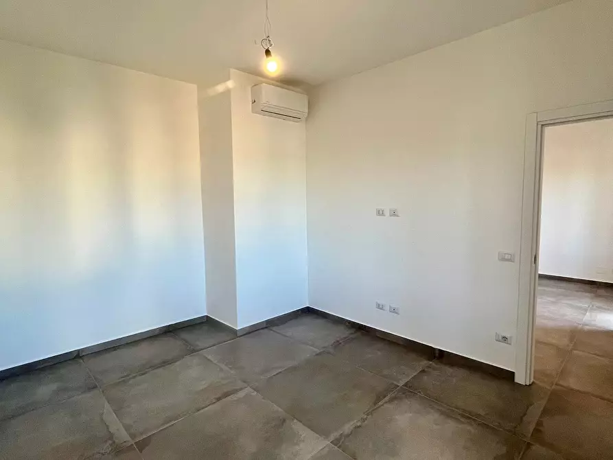 Immagine 17 di Trilocale in vendita  in Via Roma a Scandicci