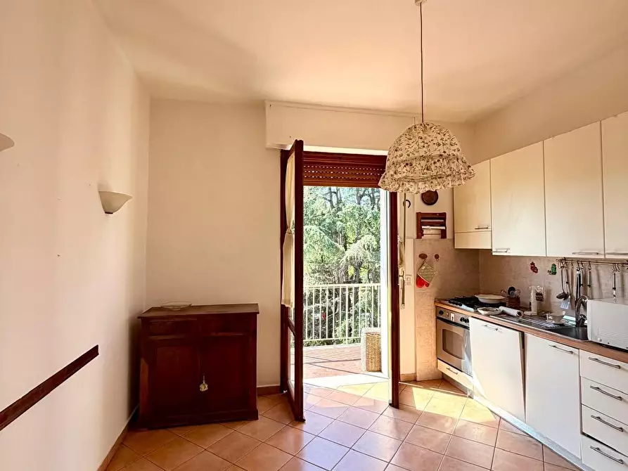 Immagine 14 di Quadrilocale in vendita  in Via Lunga a Firenze