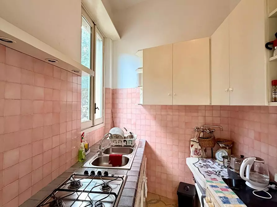 Immagine 16 di Appartamento in vendita  in Viale Edmondo de Amicis a Firenze